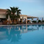 Aparthotel Astra Village And