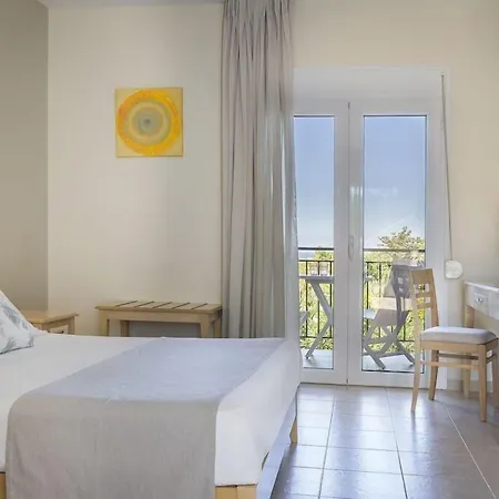 Astra Village And Aparthotel 4*