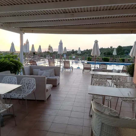 Апарт-отель Astra Village And 4*