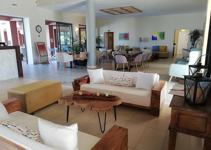 公寓式酒店 Astra Village And