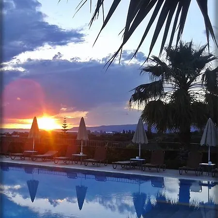 Aparthotel Astra Village And